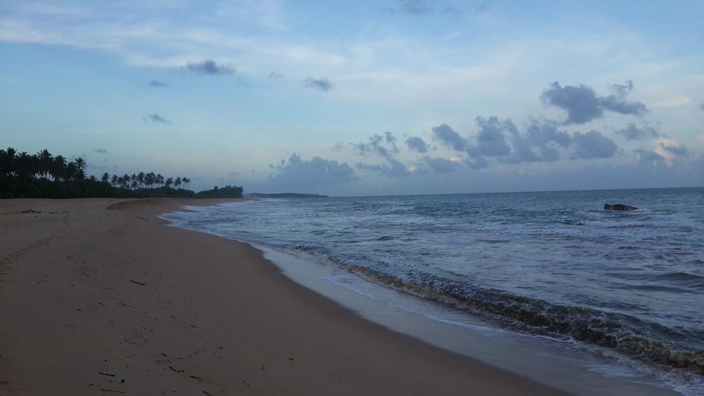 Chillenjoy Cabanas & Restaurant Tangalle Exterior foto