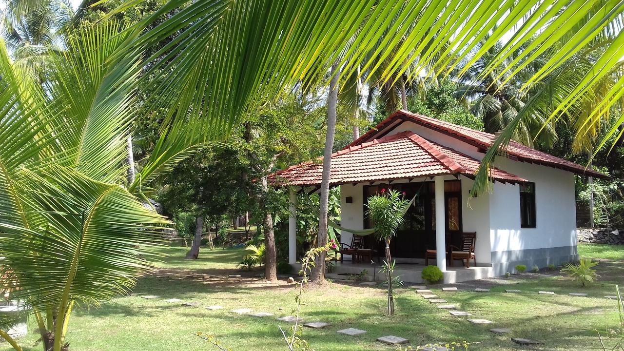 Chillenjoy Cabanas & Restaurant Hotel Tangalle Exterior foto