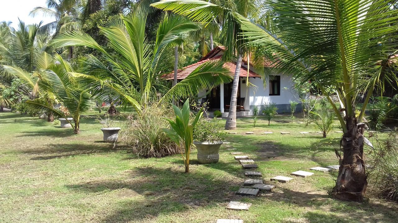 Chillenjoy Cabanas & Restaurant Hotel Tangalle Exterior foto