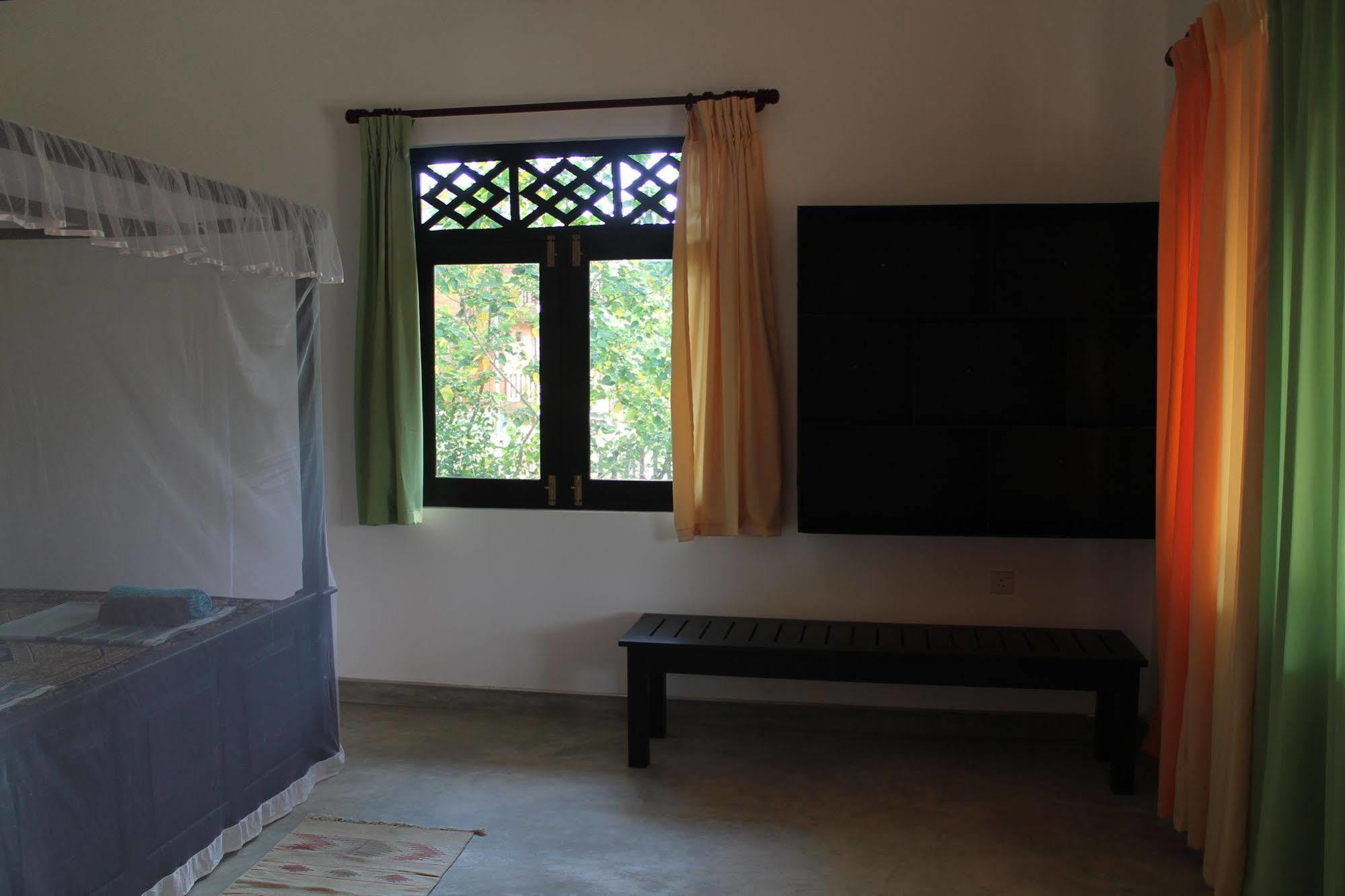 Chillenjoy Cabanas & Restaurant Tangalle Exterior foto