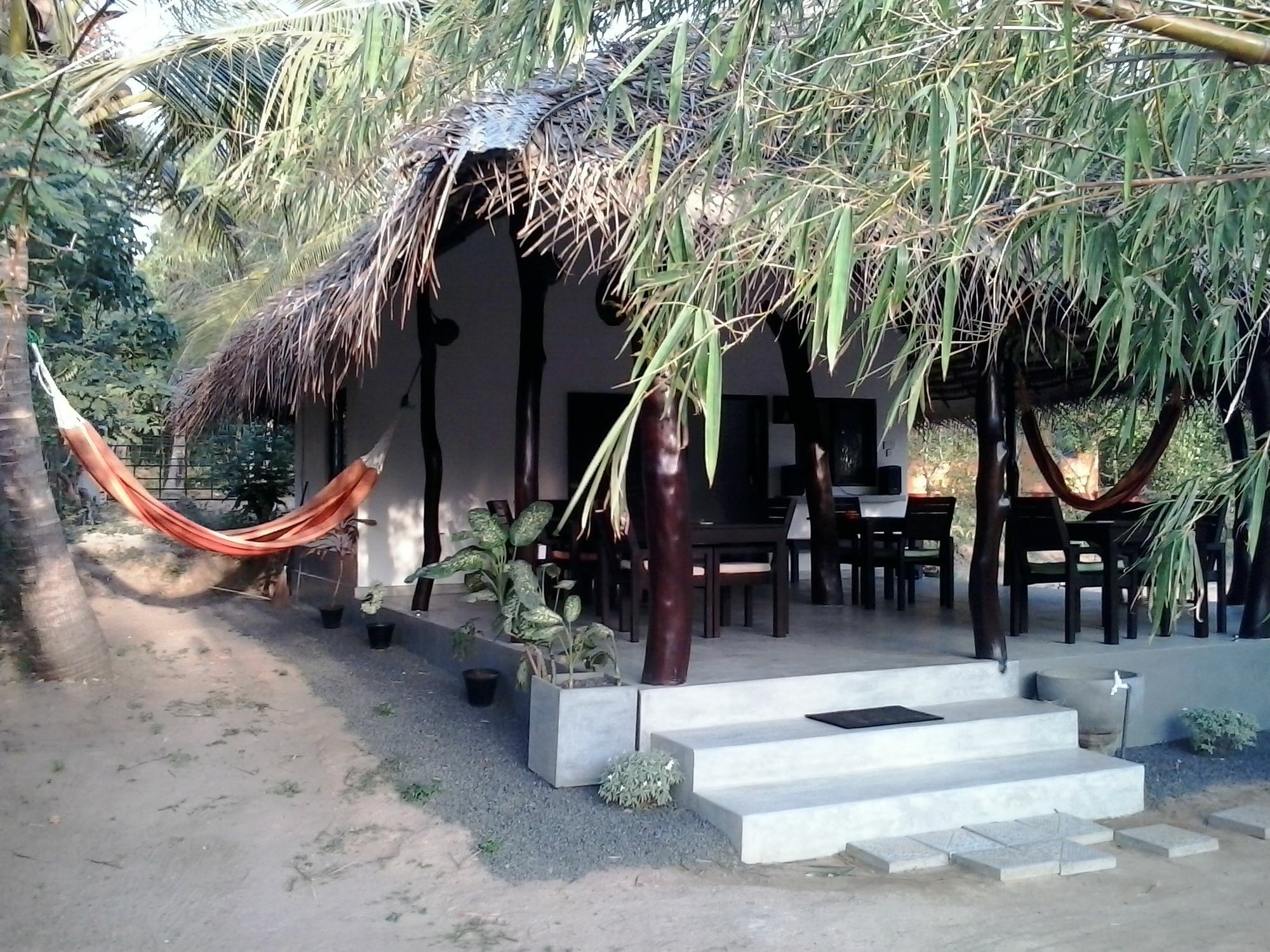 Chillenjoy Cabanas & Restaurant Tangalle Exterior foto